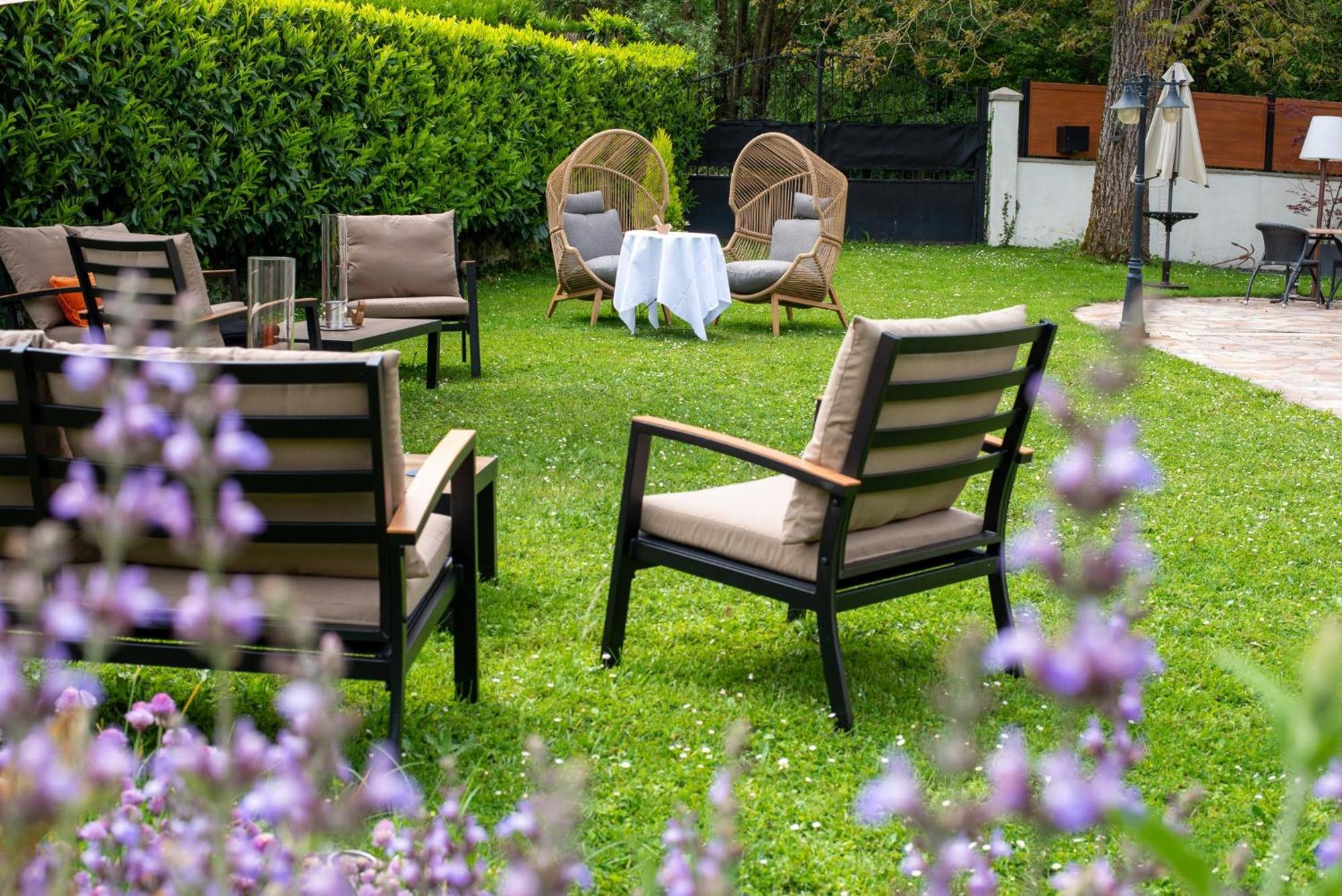 Sechex Nous Hotel Margencel Exterior photo